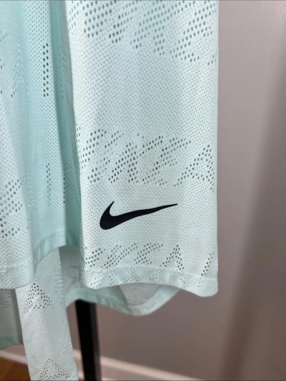 Nike Women’s Mint Green Nike Air Sleeveless Tank Top